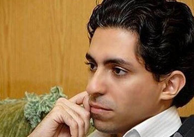 المجتمع الدولي يطالب السعودية بوقف استكمال الحكم بعد تنفيذ أول 50 جلدة بحق «رائف بدوي» – أرشيفية